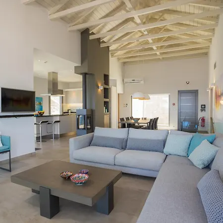 Lefkas - Luxury With Direct Sea Access Sivota