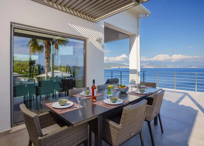 Lefkas - Luxury With Direct Sea Access 别墅