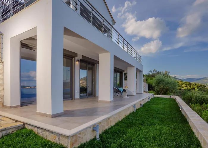 Lefkas - Luxury With Direct Sea Access