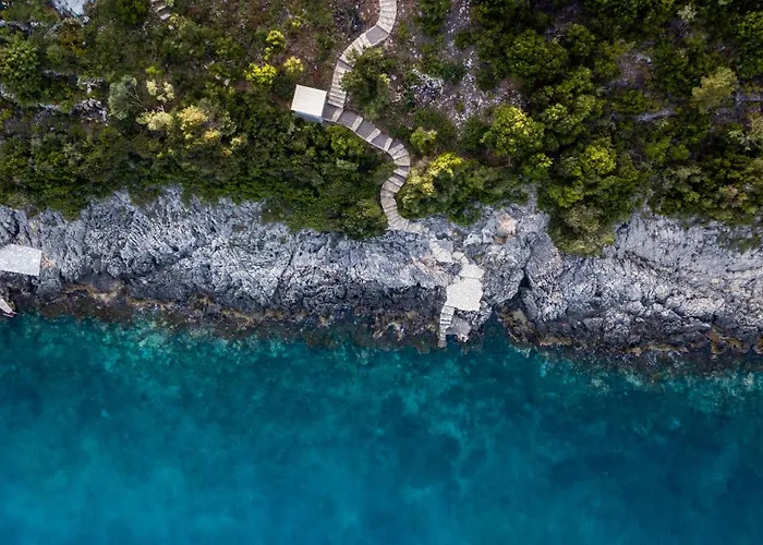 Lefkas - Luxury With Direct Sea Access 别墅 *